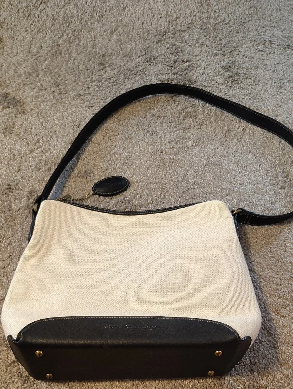 Stone Mountain Accessories Cream and Black Shoulder Bag with Gold Accents